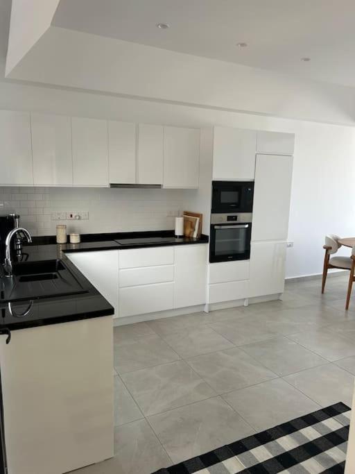 Penthouse Med Privat Saltvannsbasseng Pa Esentepe Beach Kyrenia  Exteriör bild