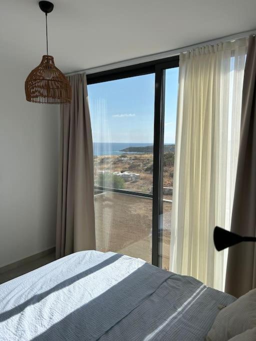 Penthouse Med Privat Saltvannsbasseng Pa Esentepe Beach Kyrenia  Exteriör bild