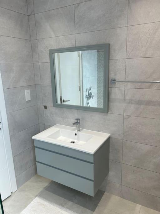 Penthouse Med Privat Saltvannsbasseng Pa Esentepe Beach Kyrenia  Exteriör bild