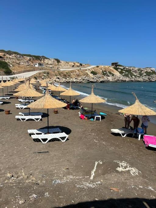 Penthouse Med Privat Saltvannsbasseng Pa Esentepe Beach Kyrenia  Exteriör bild